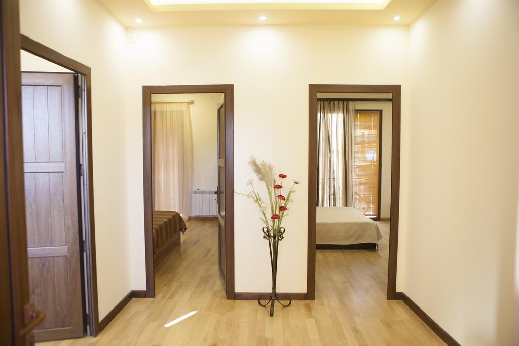 יירבאן Daniel Boutique Hotel מראה חיצוני תמונה
