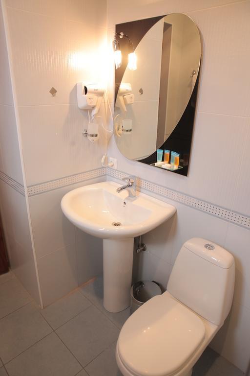 יירבאן Daniel Boutique Hotel מראה חיצוני תמונה