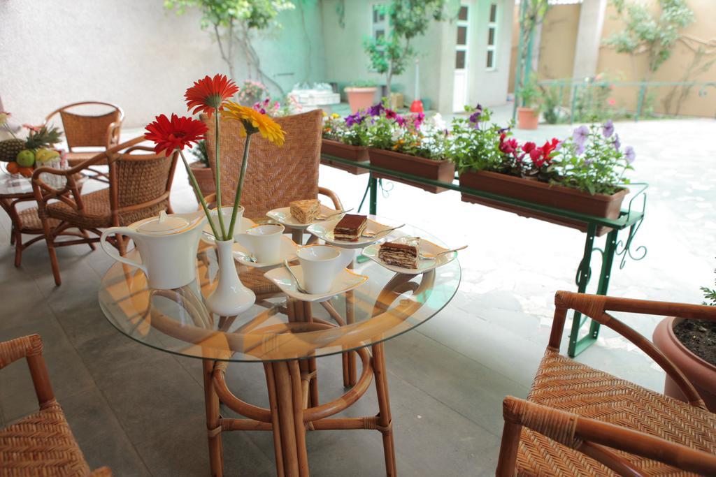 יירבאן Daniel Boutique Hotel מראה חיצוני תמונה