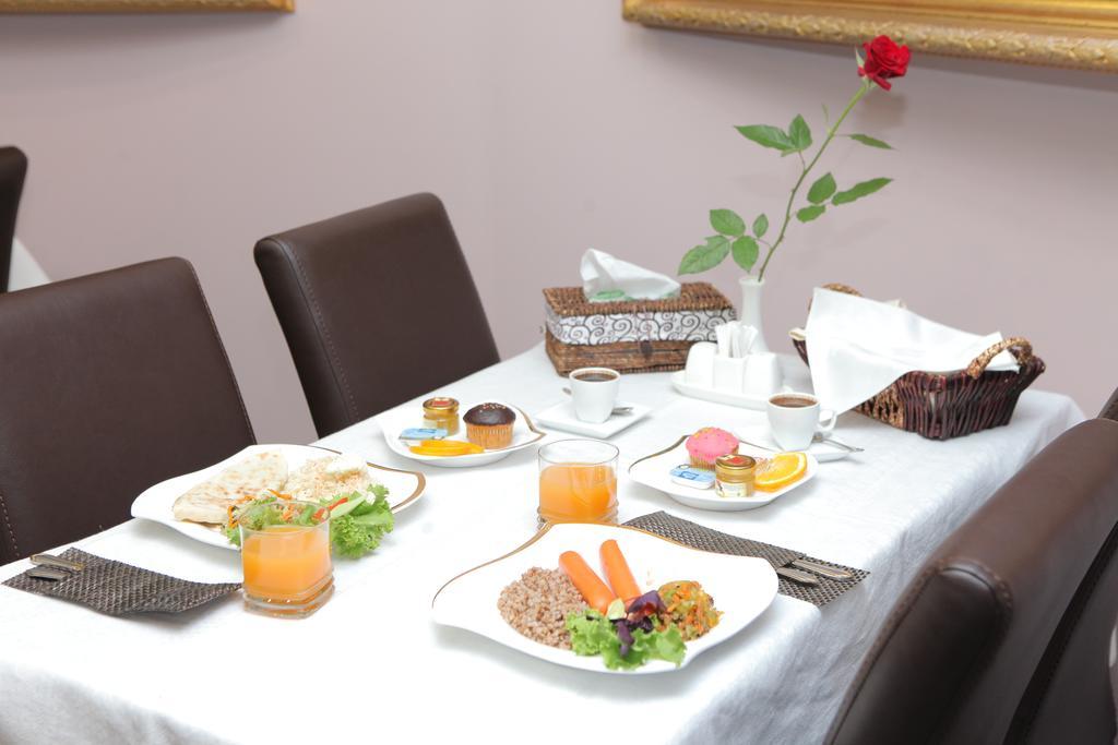 יירבאן Daniel Boutique Hotel מראה חיצוני תמונה
