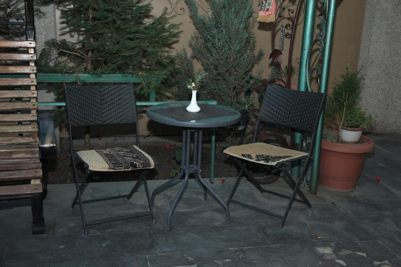 יירבאן Daniel Boutique Hotel מראה חיצוני תמונה